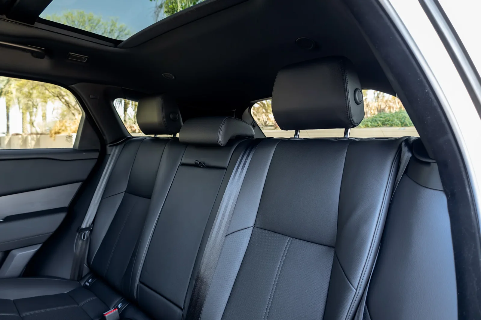 Rent Land Rover Range Rover Velar  White 2026 in Abu Dhabi - 12 