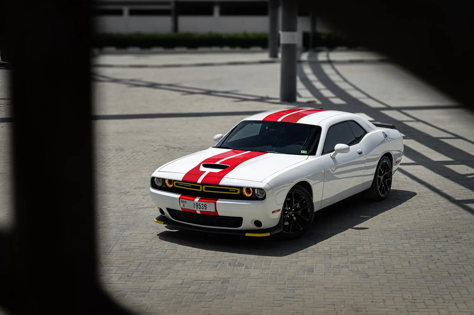 Huren Dodge Challenger GT Wit 2023 in Abu Dhabi