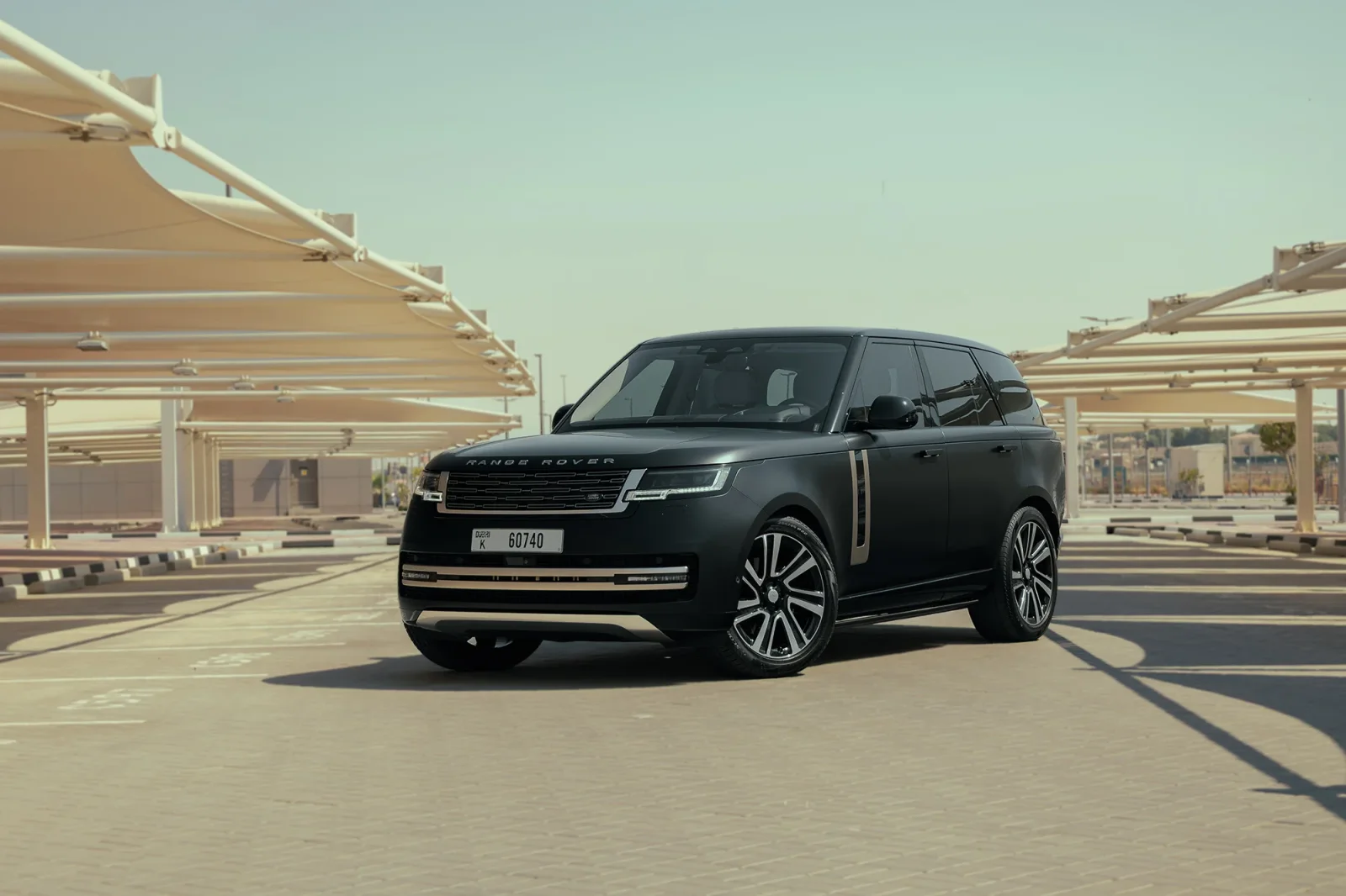 Rent Land Rover Range Rover HSE Black 2023 in Abu Dhabi - 9 