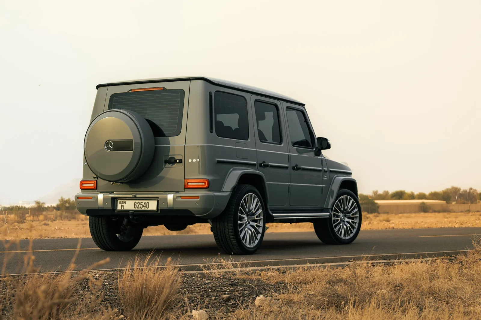 Аренда Mercedes-Benz G-Class 63 AMG Серый 2025 в Абу-Даби - 14 
