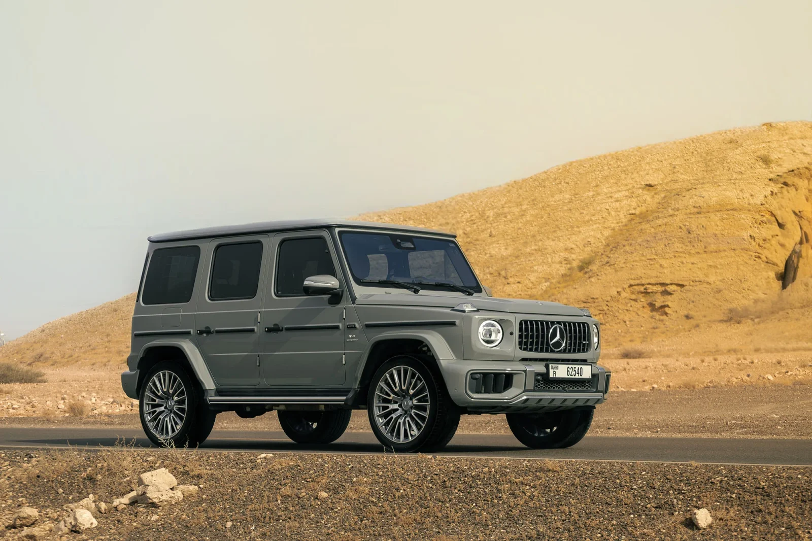 Аренда Mercedes-Benz G-Class 63 AMG Серый 2025 в Абу-Даби - 9 