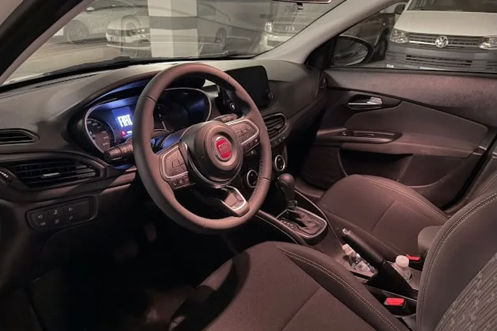 Miete Fiat Egea  Weiß 2025 in der Istanbul - 2 