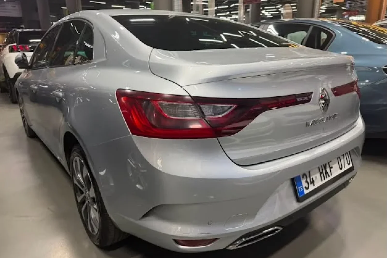 Affitto Renault Megane  Grigio 2023 in Istanbul - 2 