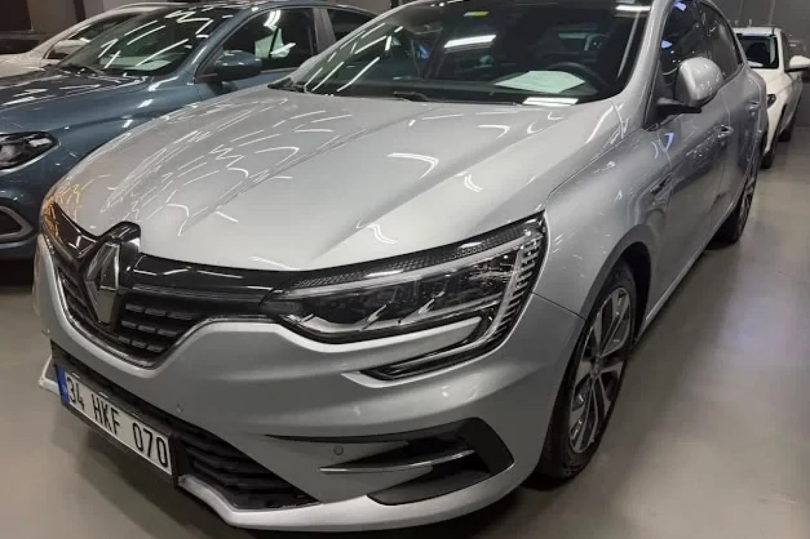 Affitto Renault Megane  Grigio 2023 in Istanbul