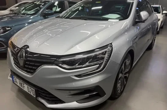 Renault Megane Grigio 2023