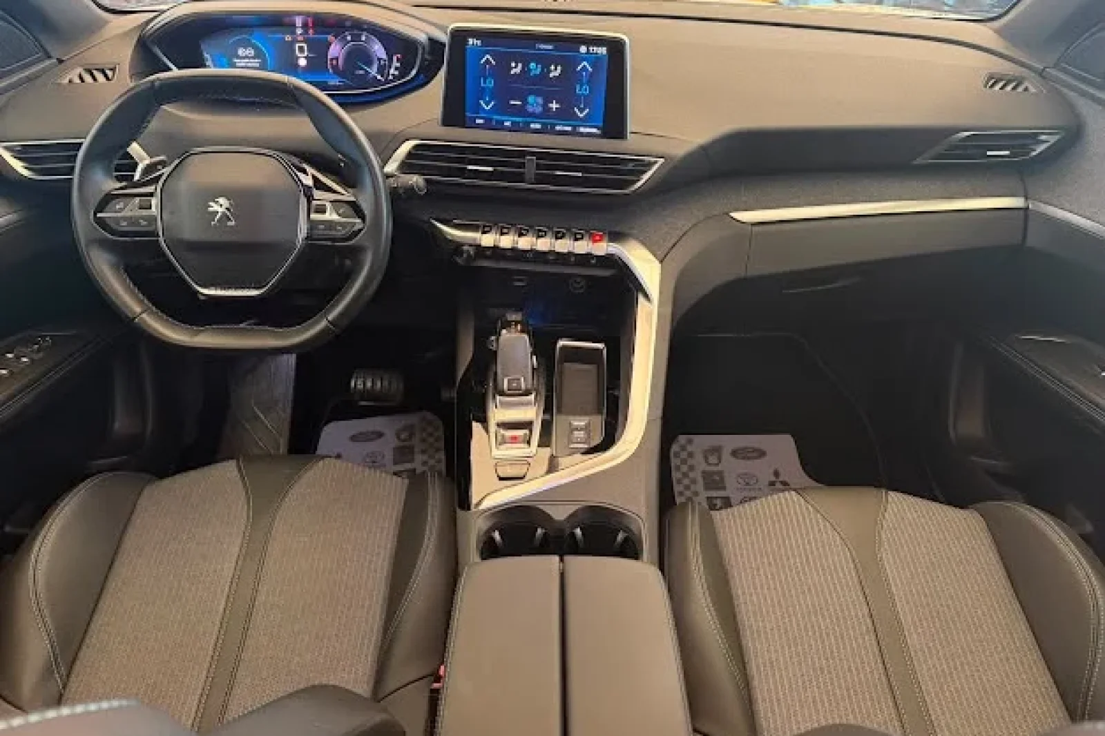 Loyer Peugeot 3008  Blanc 2024 en Istanbul - 2 