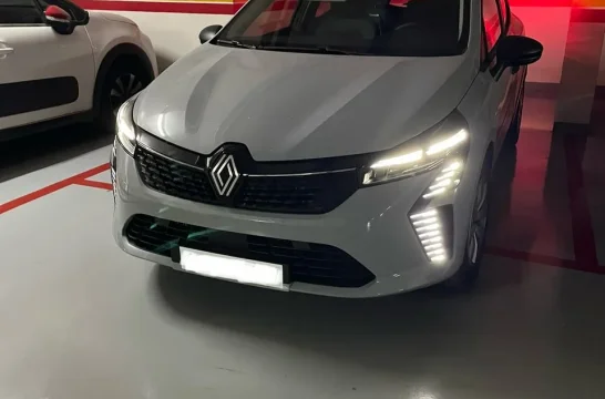 Renault Clio White 2024