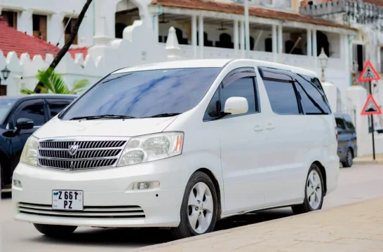 Toyota Alphard White 2010