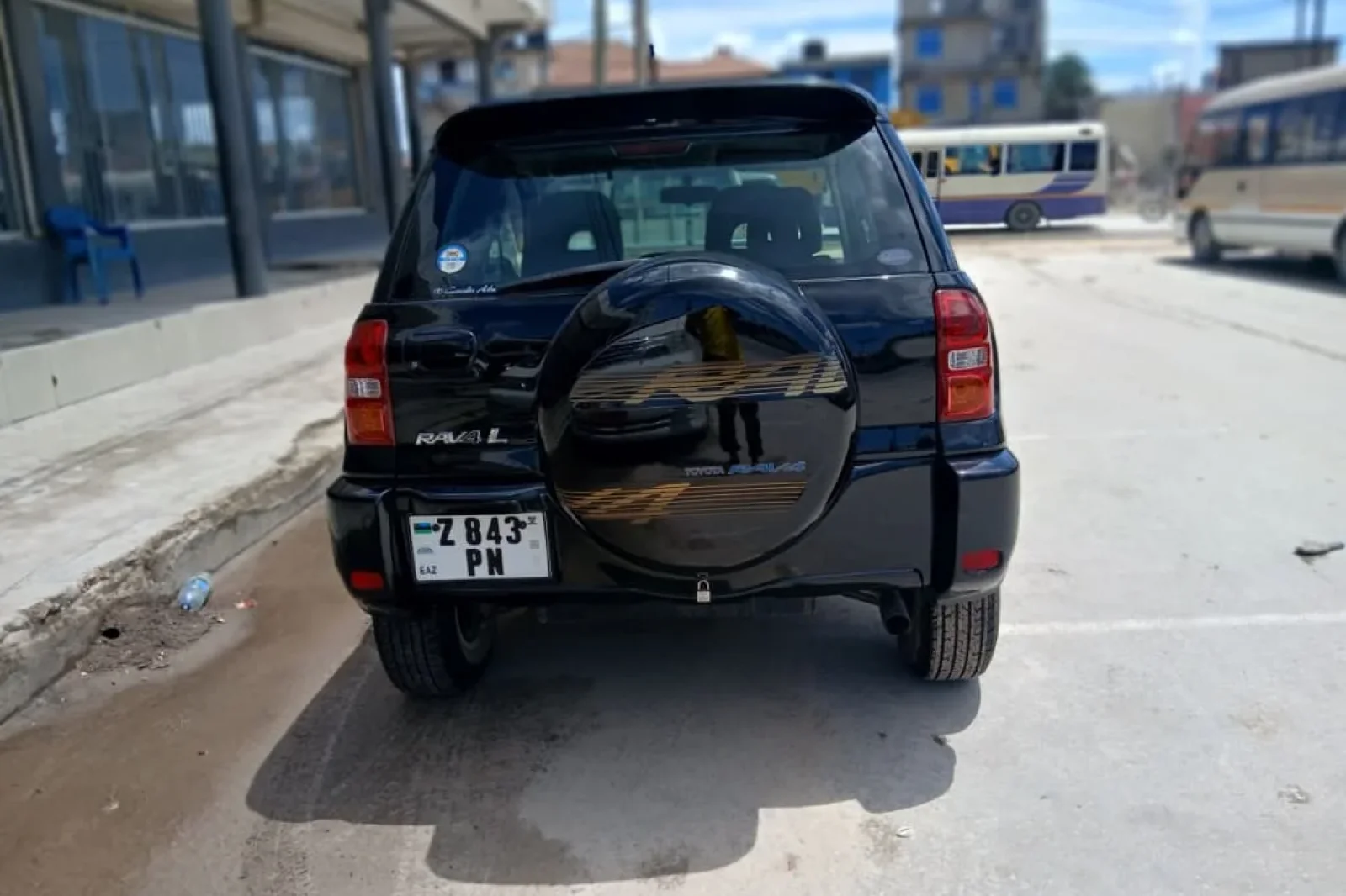 Аренда Toyota RAV4  Черный 2005 в Zanzibar - 3 