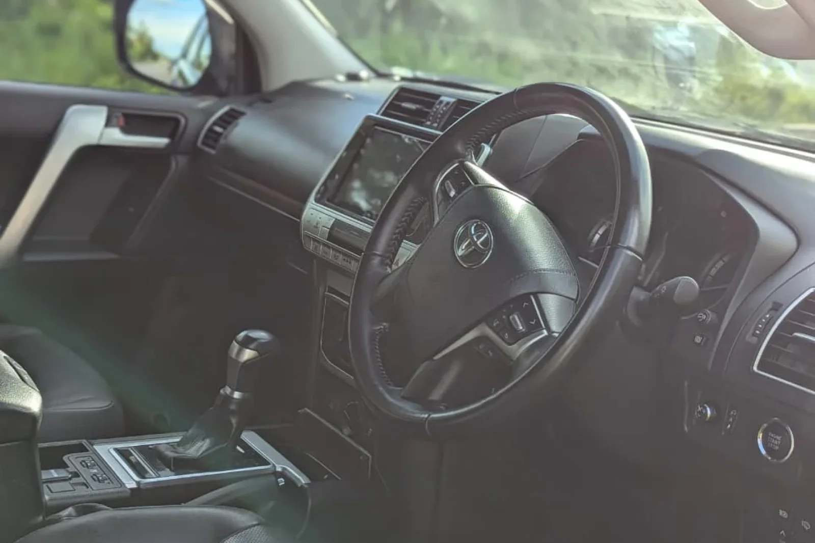 Аренда Toyota Land Cruiser Prado  Черный 2005 в Zanzibar - 3 