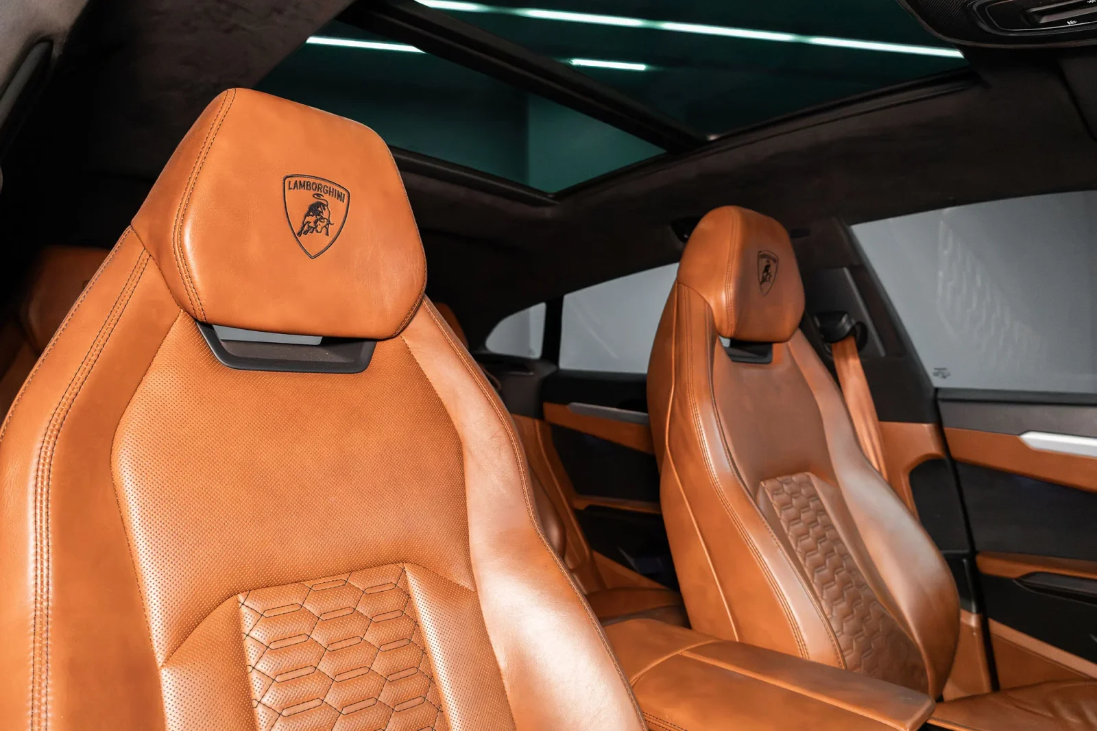 Rent Lamborghini Urus  Grey 2021 in Abu Dhabi - 8 