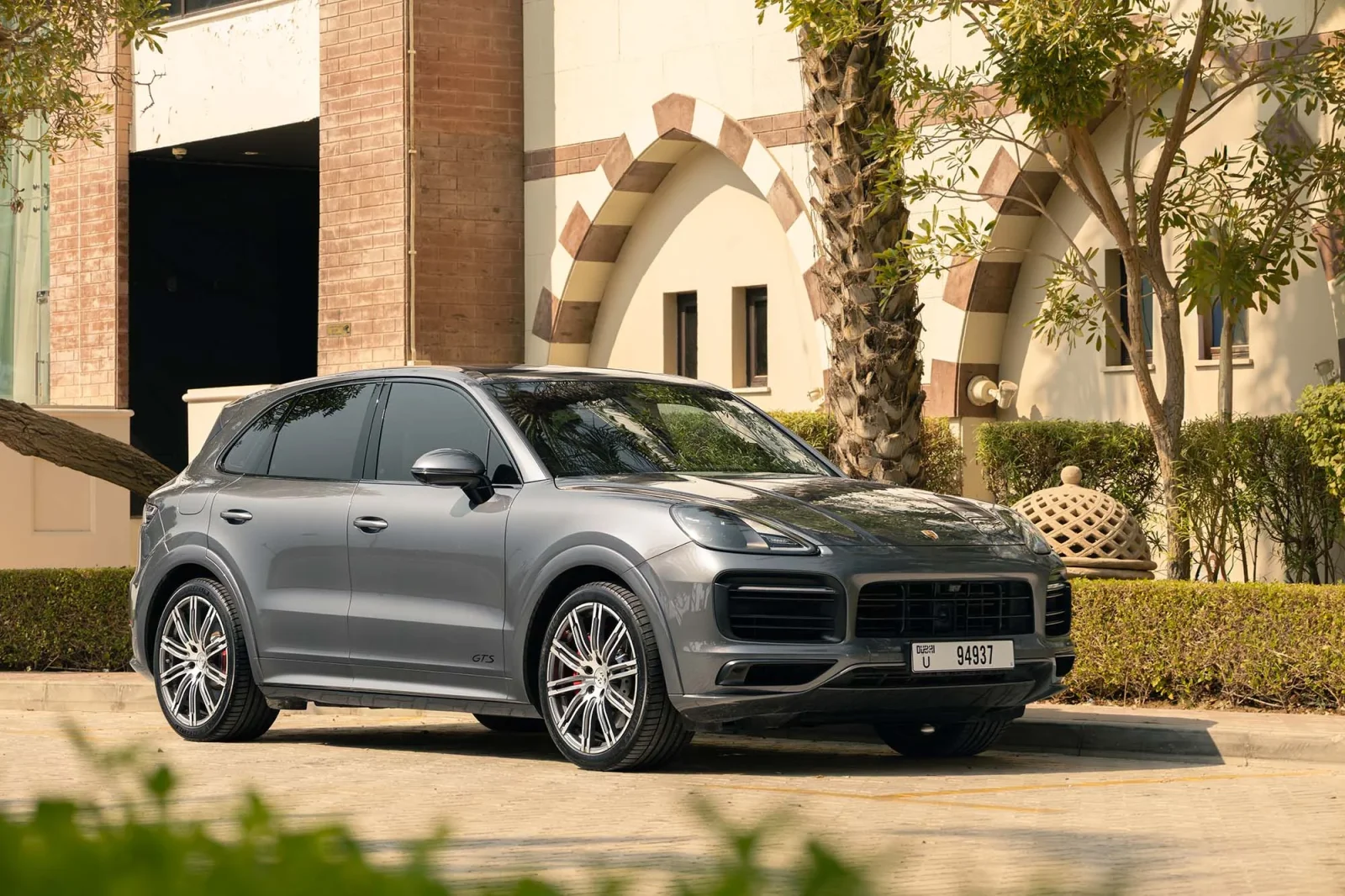 Аренда Porsche Cayenne GTS  Серый 2022 в Абу-Даби - 10 
