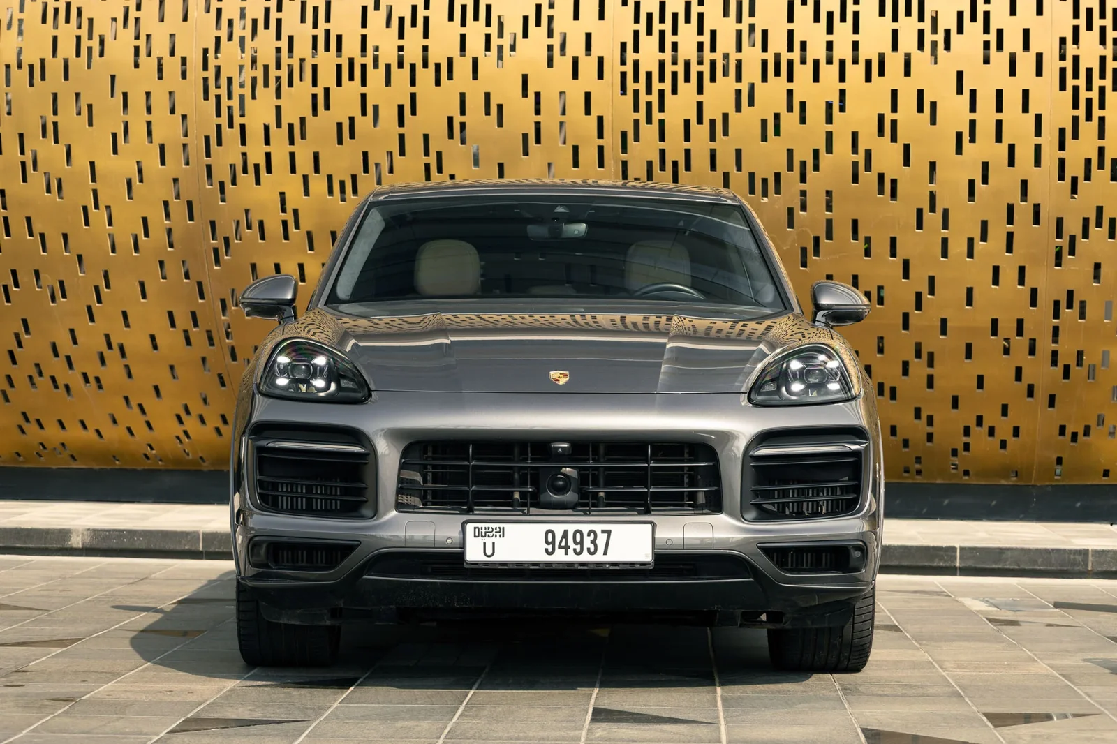Аренда Porsche Cayenne GTS  Серый 2022 в Абу-Даби - 3 