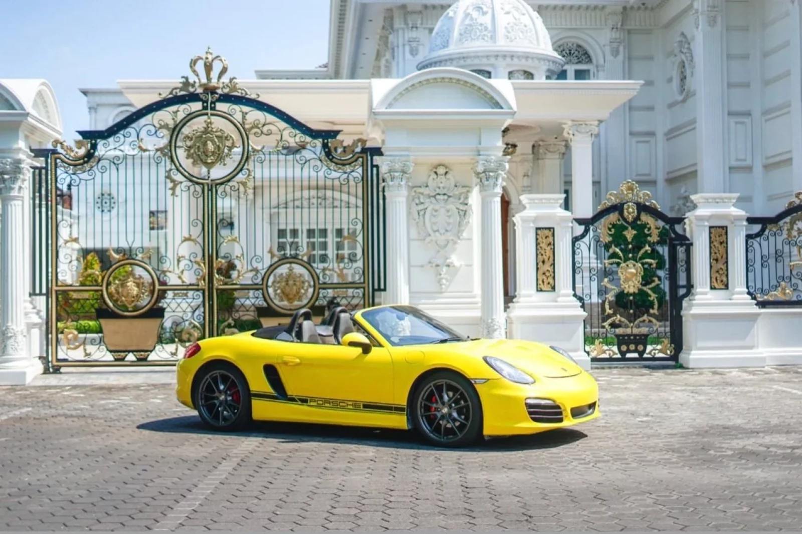 Miete Porsche Boxster  Gelb 2014 in der Bali