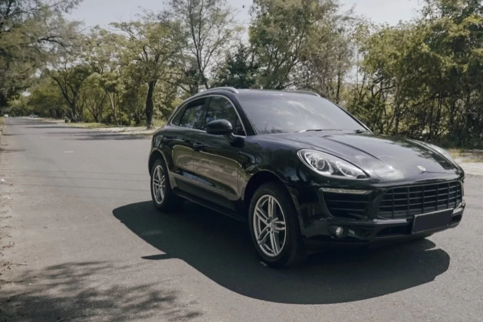 Miete Porsche Macan  Schwarz 2015 in der Bali