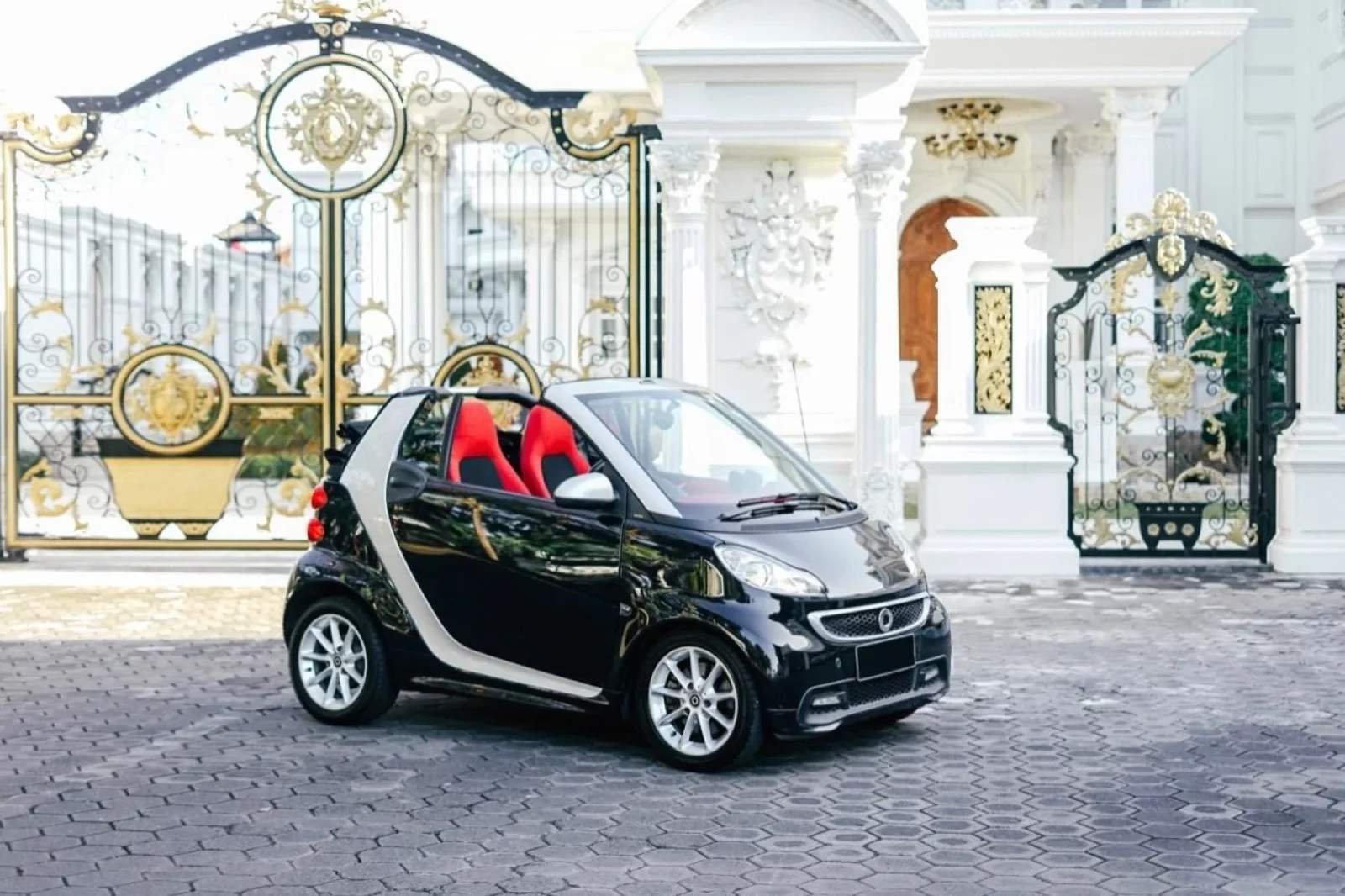 Miete Smart Fortwo  Schwarz 2014 in der Bali