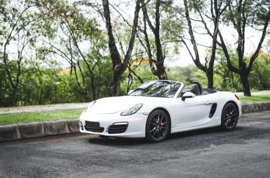 Porsche Boxster Black Soft Top Blanc 2014