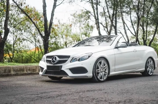 Mercedes-Benz E-Class Белый 2015