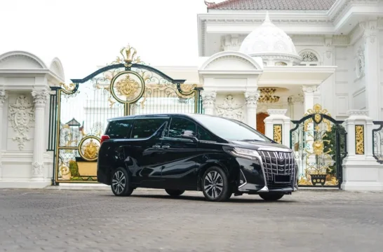 Toyota Alphard Transformer Facelist Negro 2019