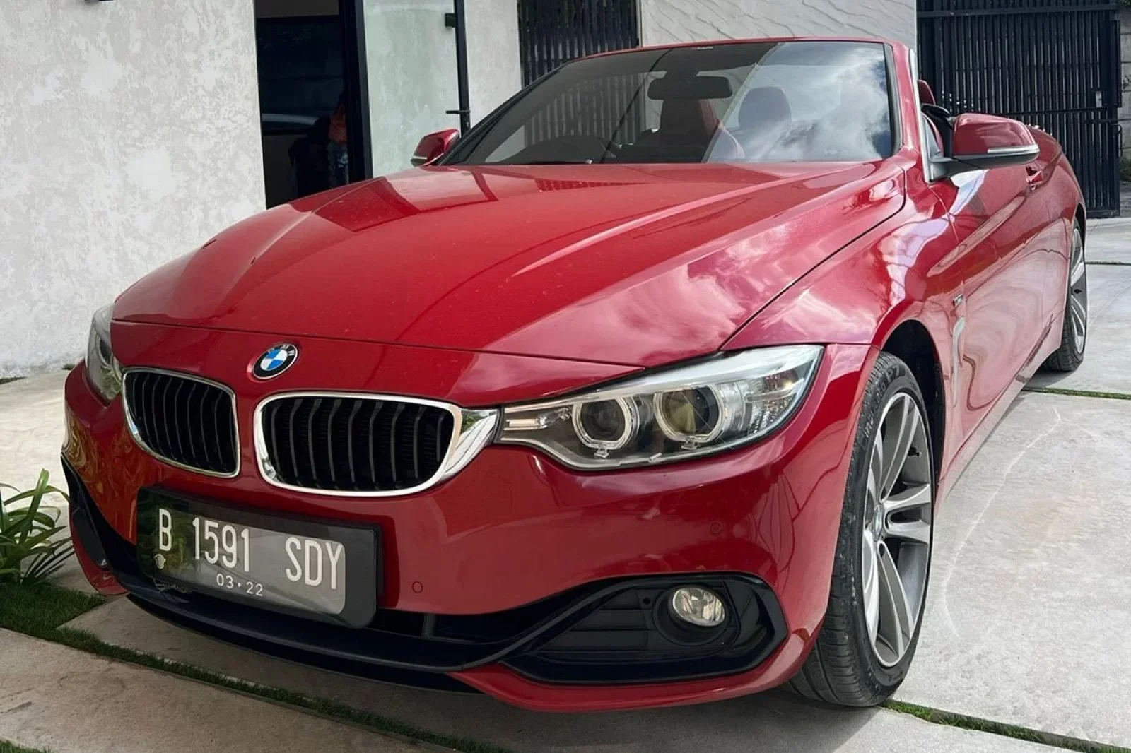 Miete BMW 4-Series 428i Rot 2015 in der Bali