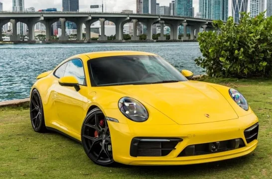 Porsche 911 Yellow 2022