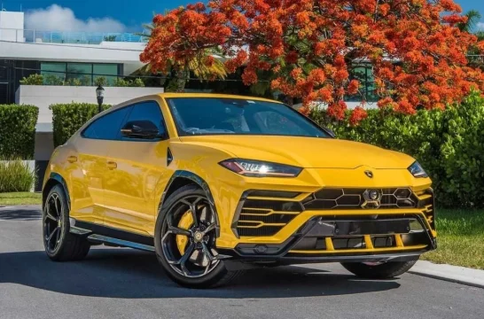 Lamborghini Urus Желтый 2019