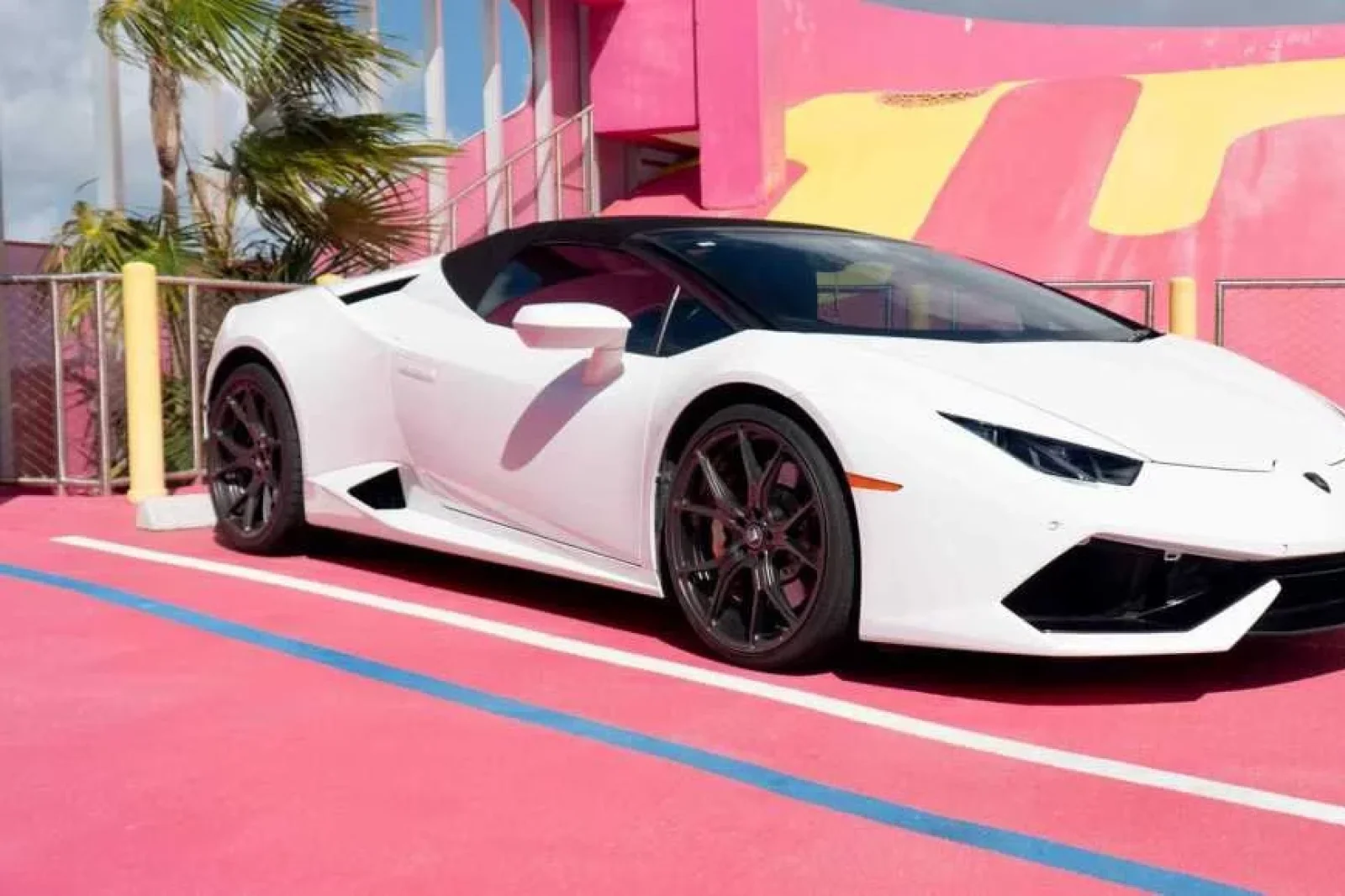 Miete Lamborghini Huracan Spyder Weiß 2019 in der Miami