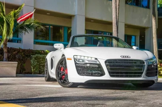 Audi R8 Roadster Bianco 2016