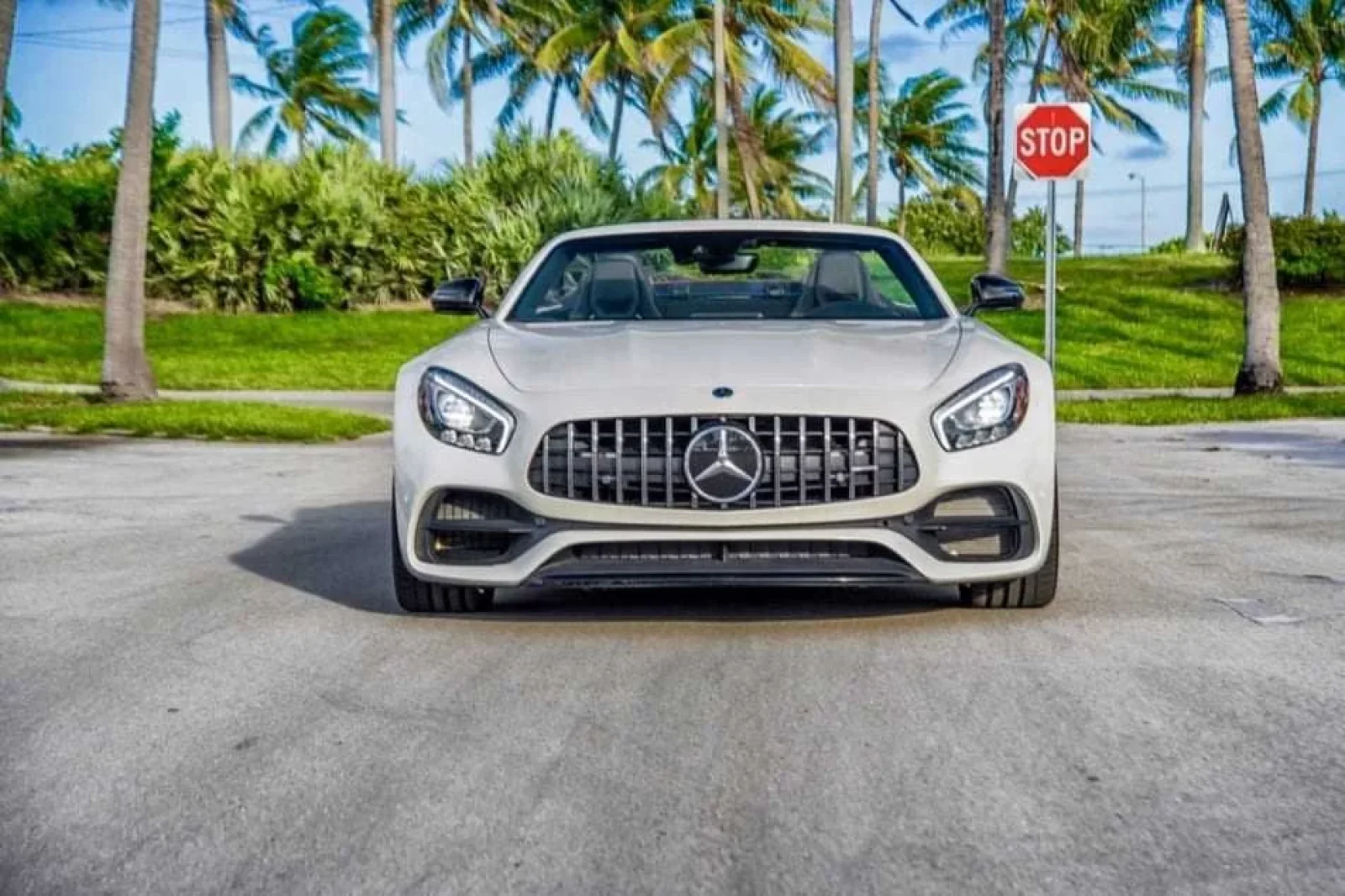 Loyer Mercedes-Benz AMG GT Roadster Blanc 2018 en Miami