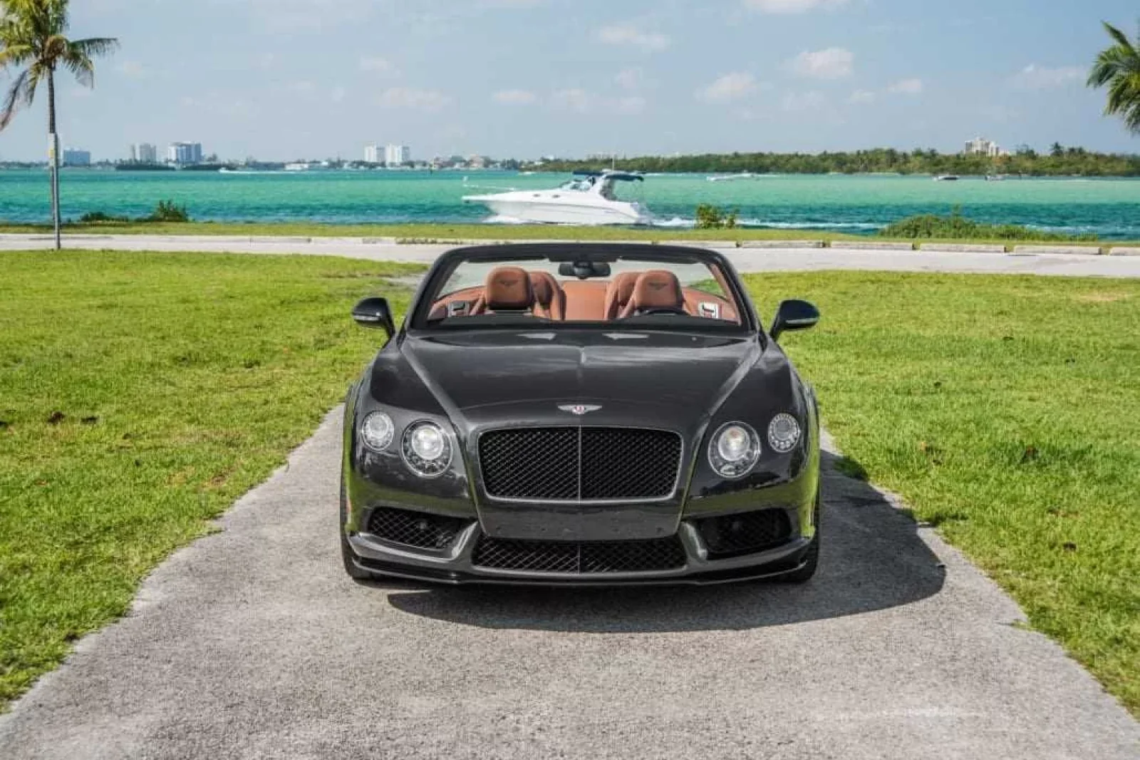 Alquiler Bentley Continental GT Convertible V8S Negro 2015 en Miami