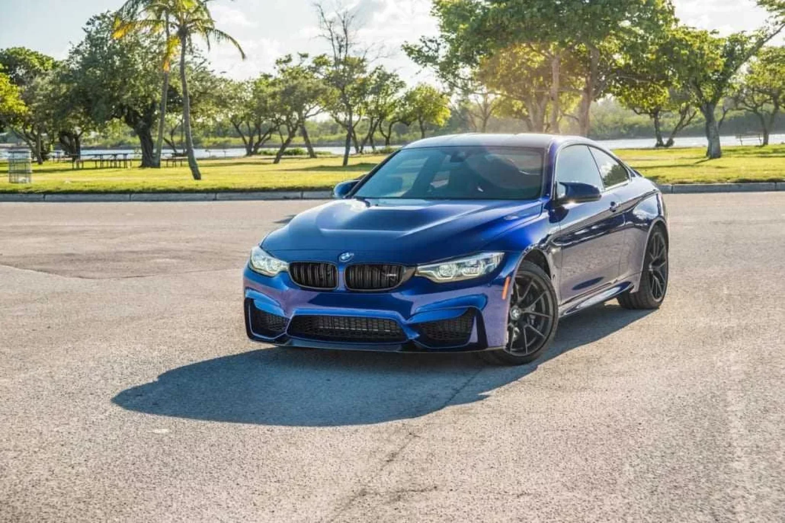 Loyer BMW M4 COMPETITION SPORT Bleu 2019 en Miami