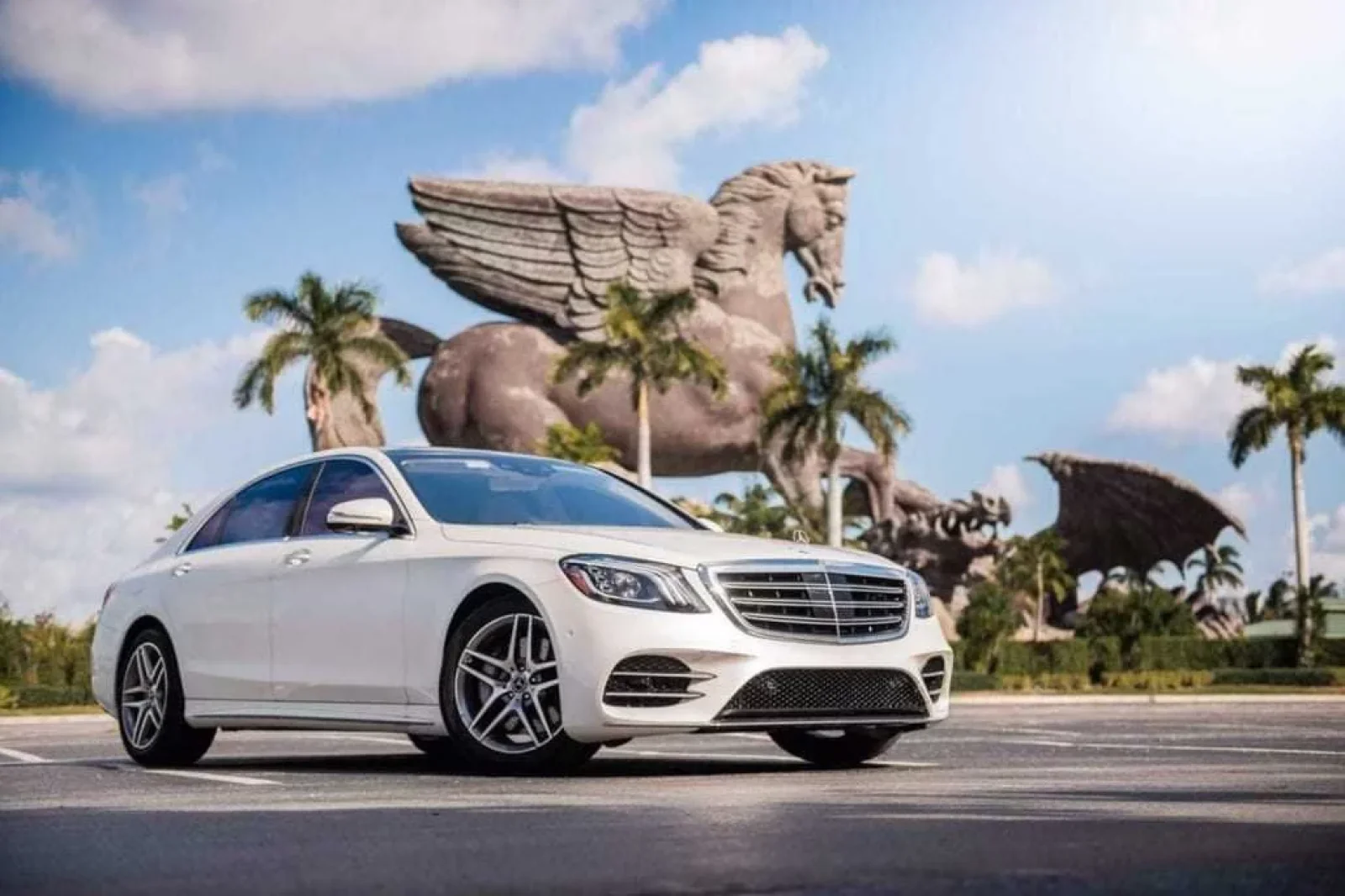 Kiralık Mercedes-Benz S-Class S550 Beyaz 2019 içinde Miami