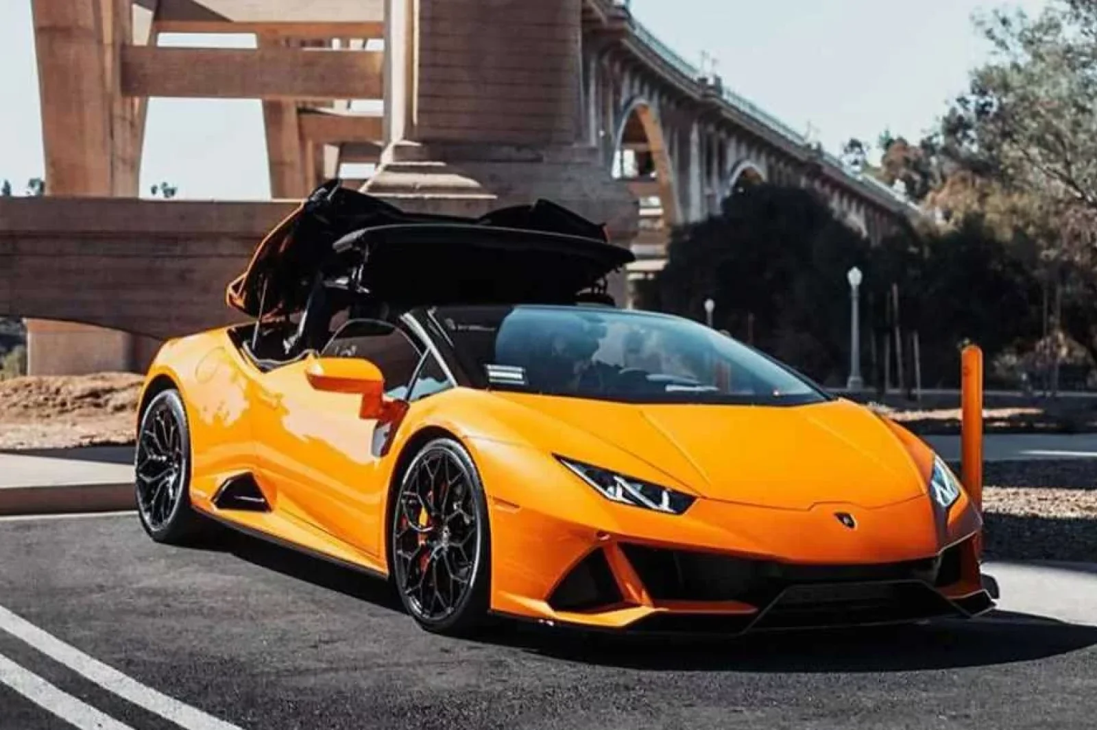 Miete Lamborghini Huracan LP610 Spyder Orange 2019 in der Miami