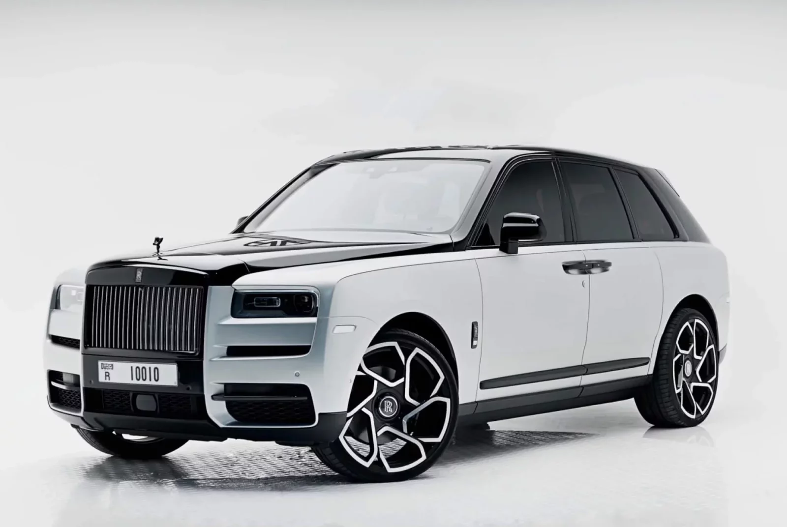 Rent Rolls-Royce Cullinan Black Badge White 2023 in Dubai