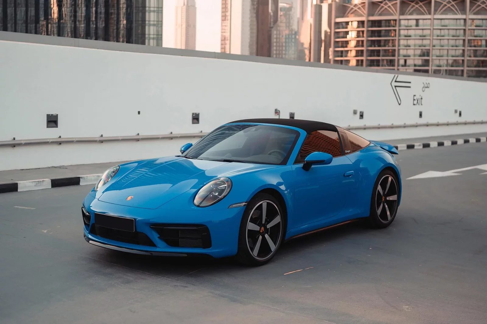 Rent Porsche 911 Targa 4S Blue 2022 in Dubai