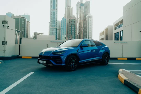 Lamborghini Urus Blu 2019