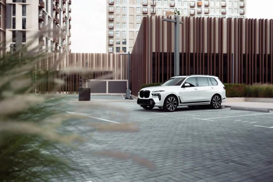 BMW X7 White 2023