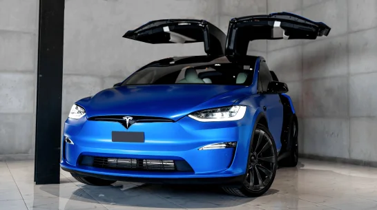 Tesla Model X Plaid Blue 2022