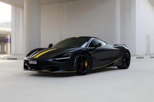 McLaren 720S Black 2022