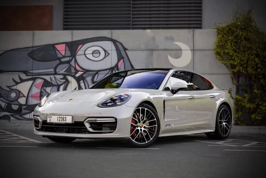 Porsche Panamera GTS Серый 2023