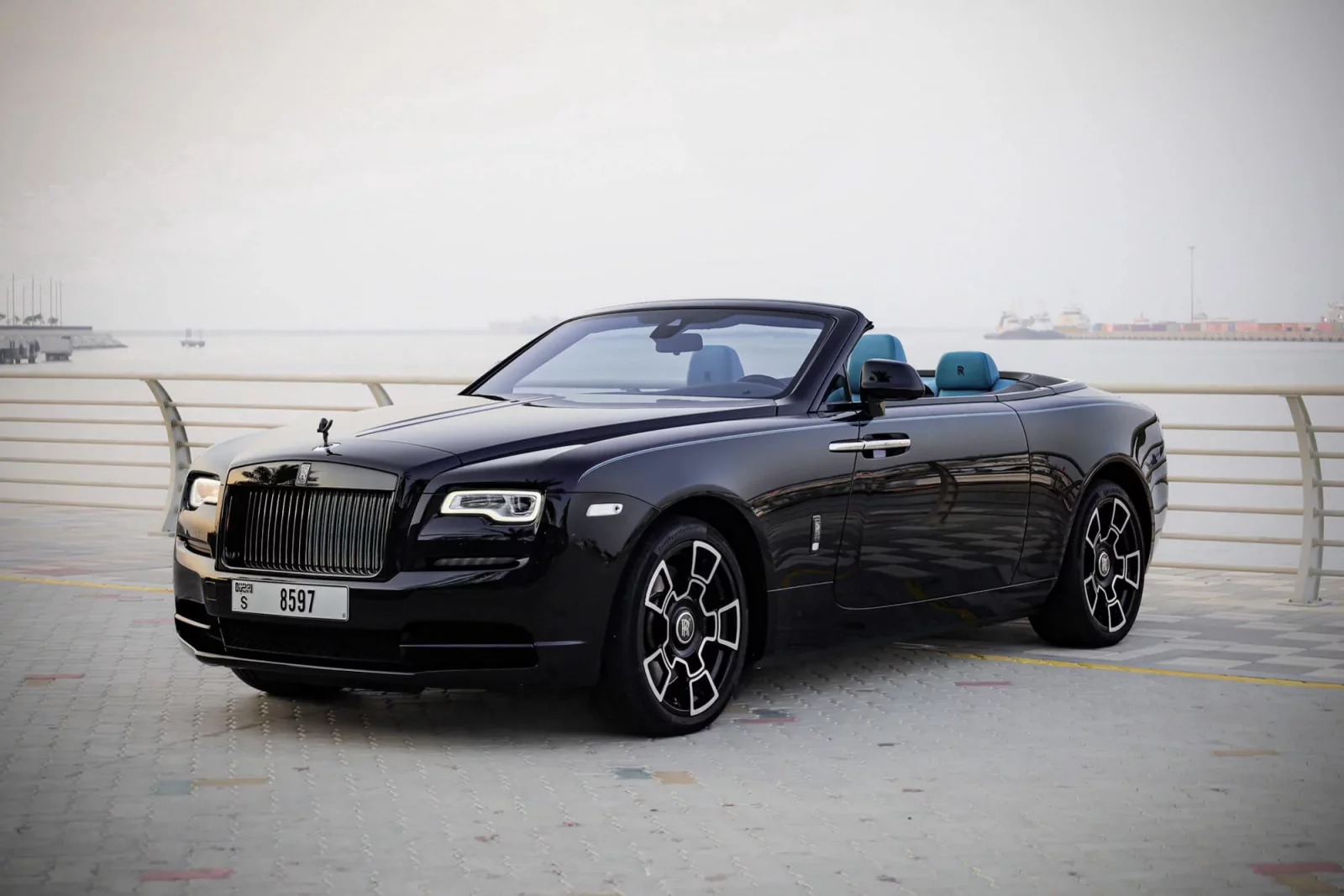 Rent Rolls-Royce Dawn Cabrio Black Badge Black 2018 in Dubai